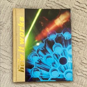 The New How it Works: The New Illustrated Science & Invention Encyclopedia Vol 1